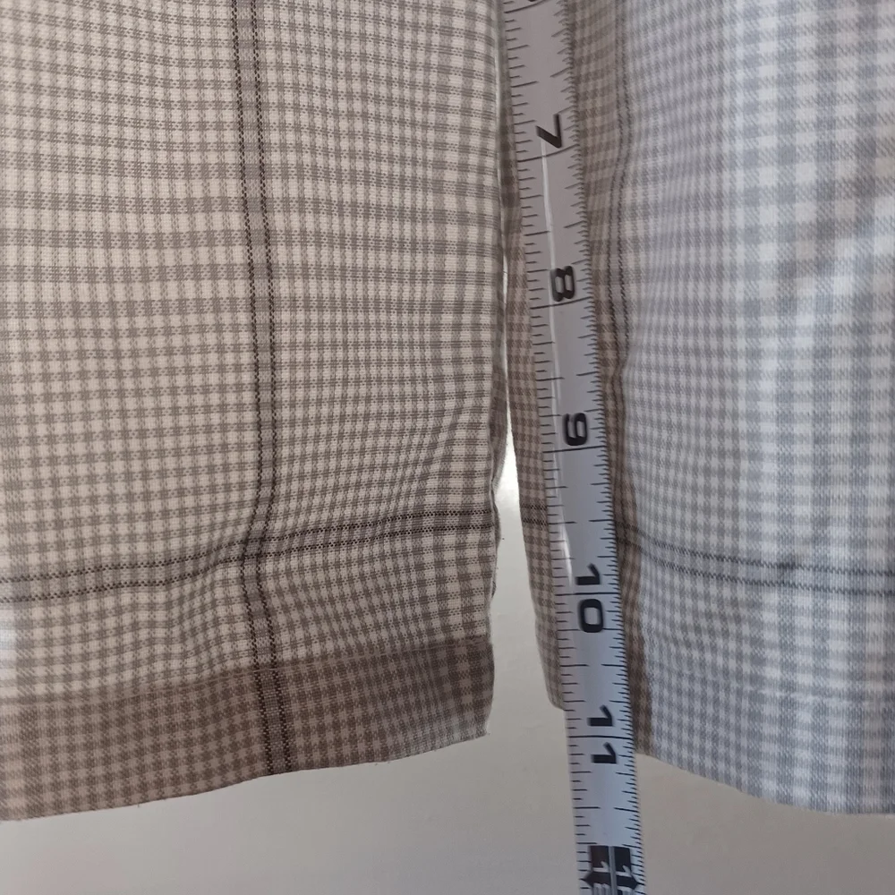 Men's O'Neill Plaid Shorts - Picture 7 of 9